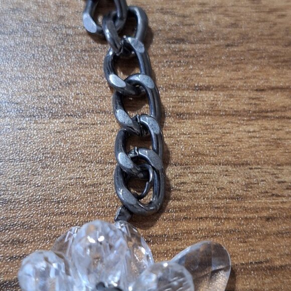 Crystal Flower Faceted Black Rhinetone Cluster Statement Necklace - Picture 9 of 9